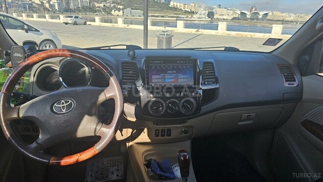 Toyota Fortuner 2011, 175,617 km - 2.7 l - Bakı
