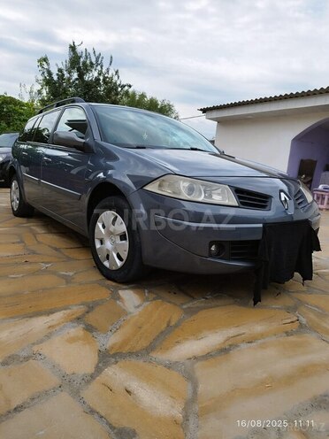 Renault Megane 2007, 399,000 km - 1.5 л - Salyan