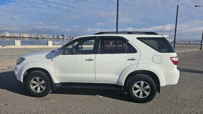 Toyota Fortuner 2011, 175,617 km - 2.7 l - Bakı