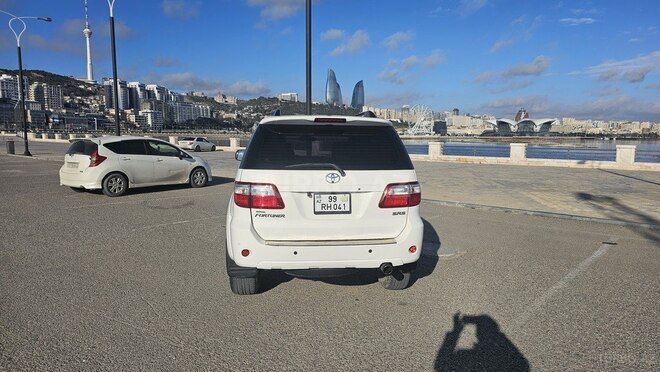Toyota Fortuner 2011, 175,617 km - 2.7 l - Bakı
