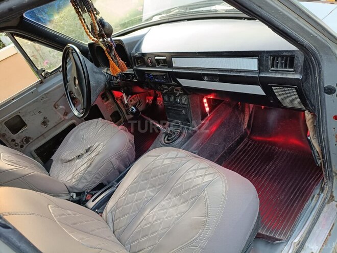 GAZ 24 1985, 87,340 km - 2.5 l - Sabirabad