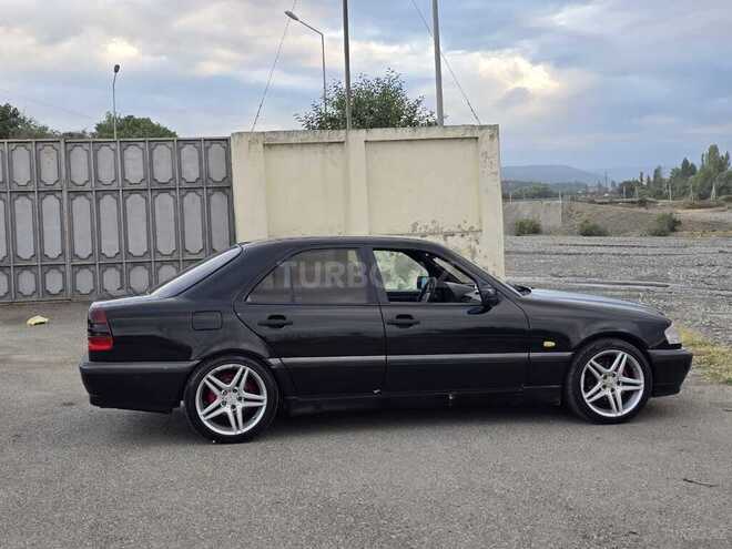 Mercedes C 180 1997, 303,407 km - 1.8 л - Quba