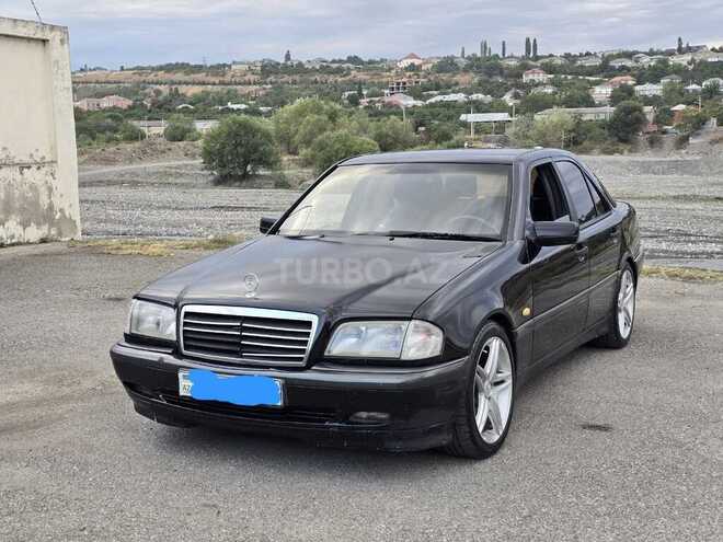 Mercedes C 180 1997, 303,407 km - 1.8 л - Quba