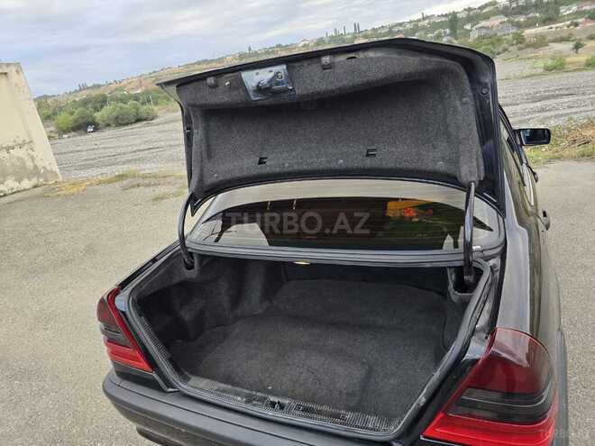 Mercedes C 180 1997, 303,407 km - 1.8 л - Quba