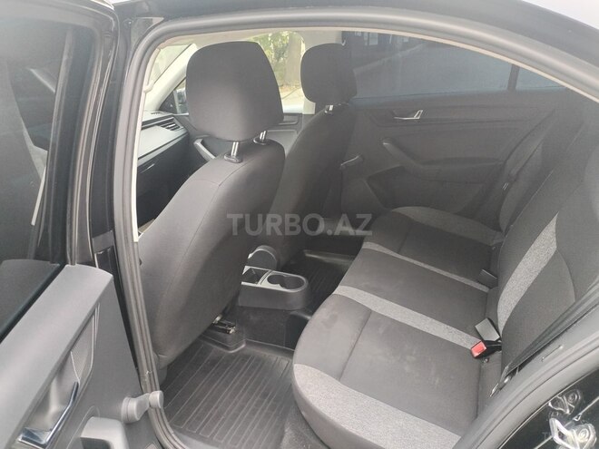 Skoda Rapid 2021, 160,000 km - 1.6 l - Bakı