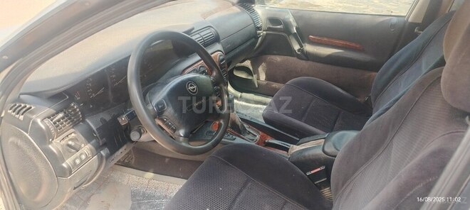 Opel Omega 1998, 1,233,669 km - 2.0 l - Sumqayıt
