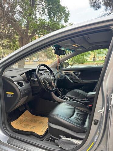 Hyundai Elantra 2015, 160,081 km - 1.8 l - Bakı