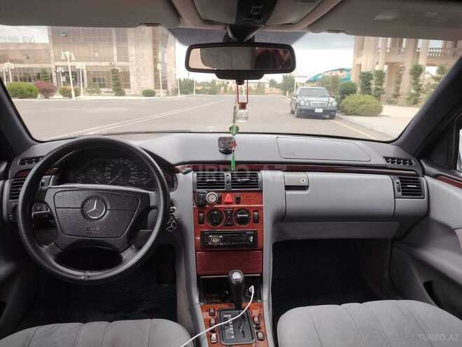 Mercedes E 200 1996, 500,000 km - 2.0 l - Ucar