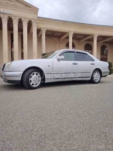Mercedes E 200 1996, 500,000 km - 2.0 l - Ucar