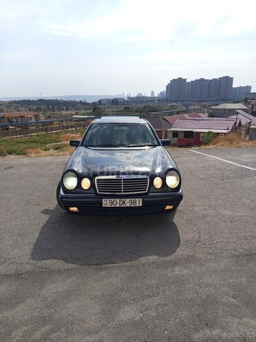 Mercedes E 240 1998, 435,000 km - 2.4 l - Bakı