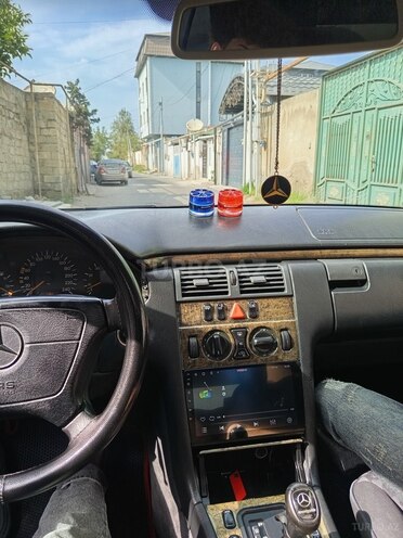 Mercedes E 240 1998, 435,000 km - 2.4 l - Bakı