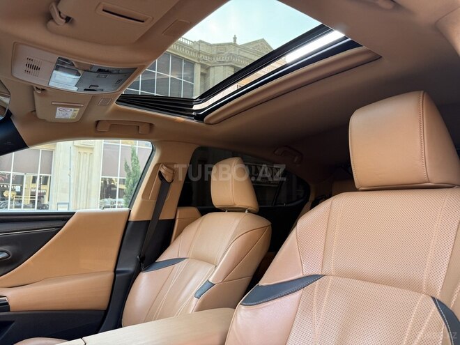 Lexus ES 250 2022, 80,000 km - 2.5 л - Bakı