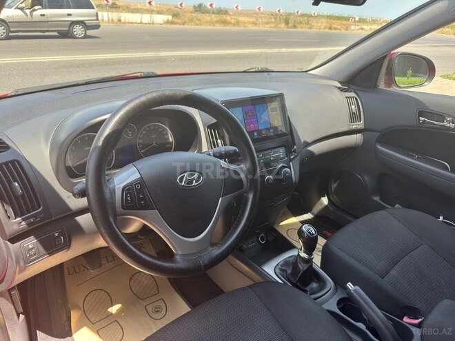 Hyundai i30 2010, 257,000 km - 1.4 l - Bakı