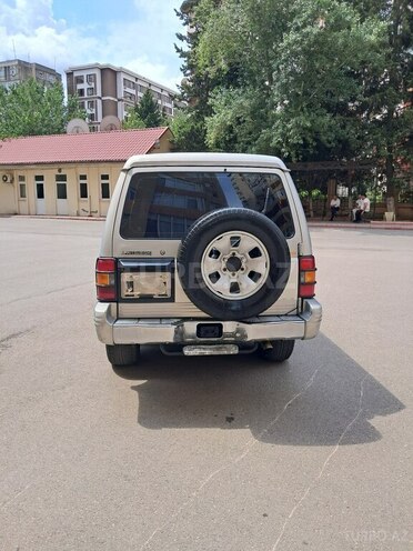 Mitsubishi Pajero 1995, 286,854 km - 2.8 л - Bakı