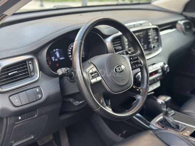 Kia Sorento-9