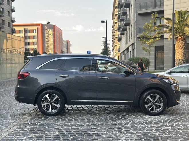 Kia Sorento-5