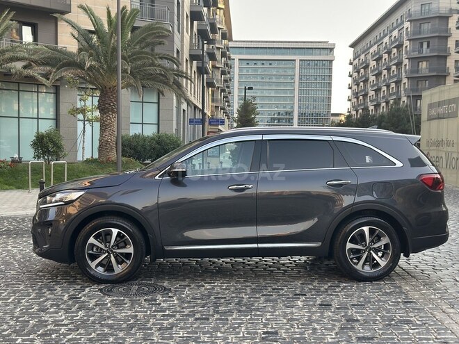Kia Sorento-4