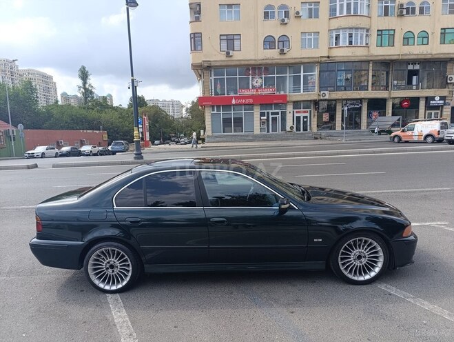 BMW 530 2001, 259,000 km - 3.0 l - Bakı