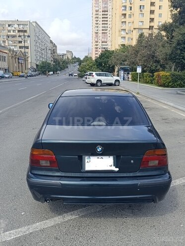 BMW 530 2001, 259,000 km - 3.0 l - Bakı
