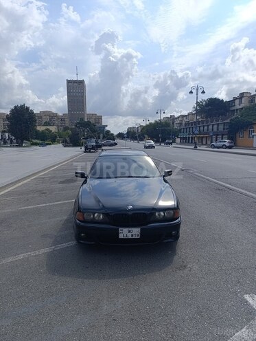 BMW 530 2001, 259,000 km - 3.0 l - Bakı