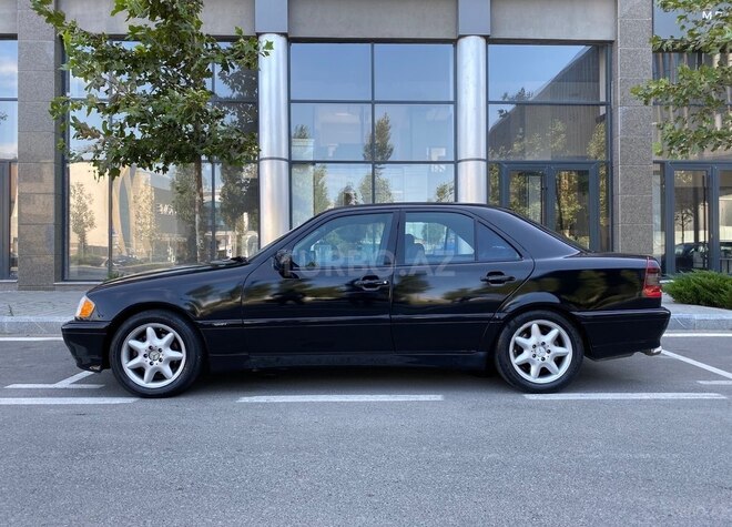 Mercedes C 230 1998, 352,000 km - 2.3 л - Bakı