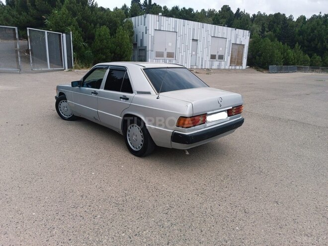 Mercedes 190 1993, 296,365 km - 2.0 л - Bakı