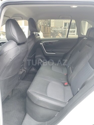 Toyota RAV4 2023, 20,000 km - 2.5 л - Bakı