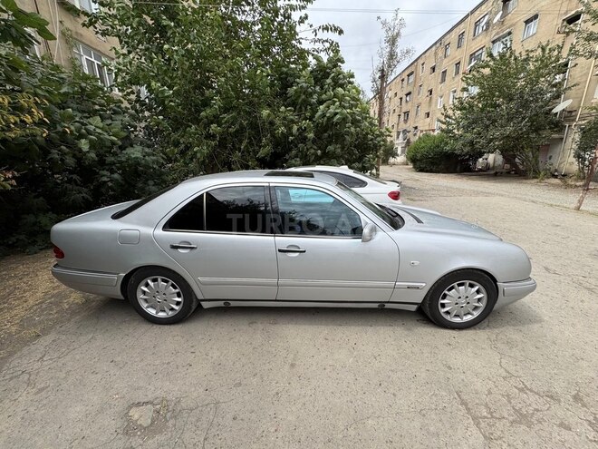 Mercedes E 240 1999, 440,000 km - 2.4 l - Gəncə