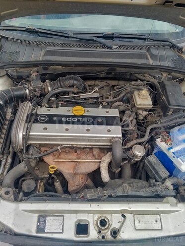 Opel Vectra 1996, 250,000 km - 2.0 l - Şəmkir