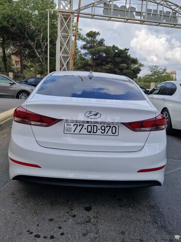 Hyundai Elantra 2017, 75,000 km - 2.0 л - Bakı