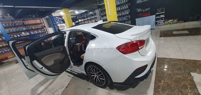 Chevrolet Cruze 2017, 185,000 km - 1.4 л - Bakı