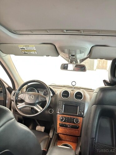Mercedes ML 350 4MATIC 2009, 130,000 km - 3.5 l - Bakı