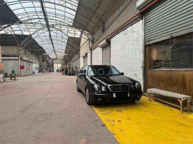 Mercedes E 280 2001, 450,000 km - 2.8 l - Bakı