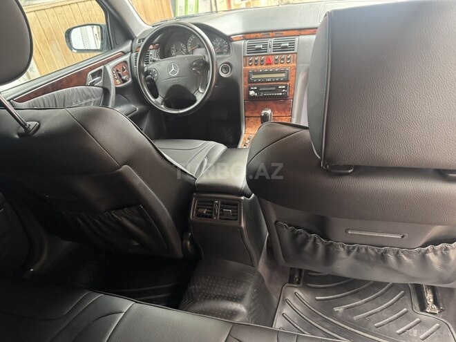 Mercedes E 280 2001, 450,000 km - 2.8 l - Bakı