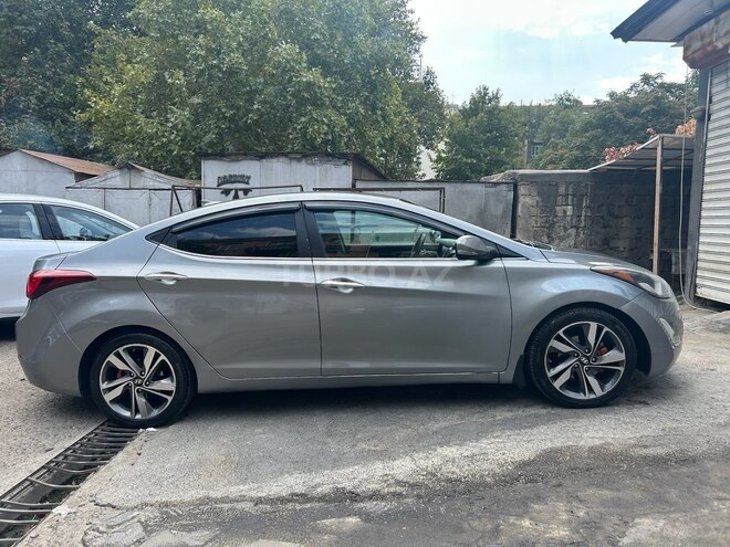 Hyundai Elantra 2015, 139,200 km - 1.8 л - Bakı