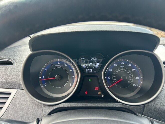Hyundai Elantra 2015, 139,200 km - 1.8 л - Bakı