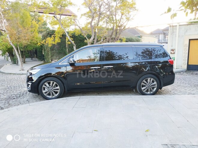 Kia Carnival 2015, 193,000 km - 2.2 l - Bakı