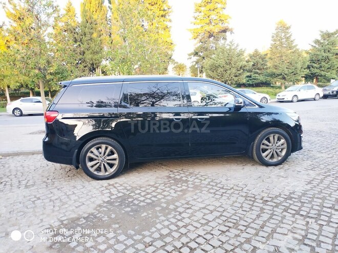Kia Carnival 2015, 193,000 km - 2.2 l - Bakı