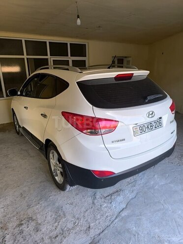 Hyundai ix35 2010, 170,000 km - 2.0 л - Salyan