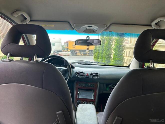 Mercedes A 160 2004, 241,216 km - 1.6 l - Bakı
