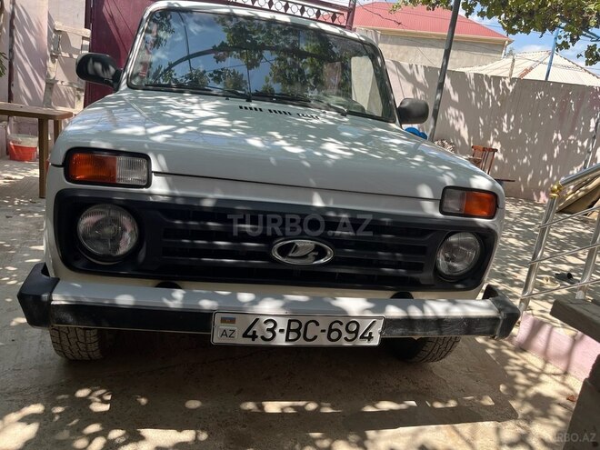 LADA (VAZ) Niva 2011, 154,500 km - 1.7 l - Lerik
