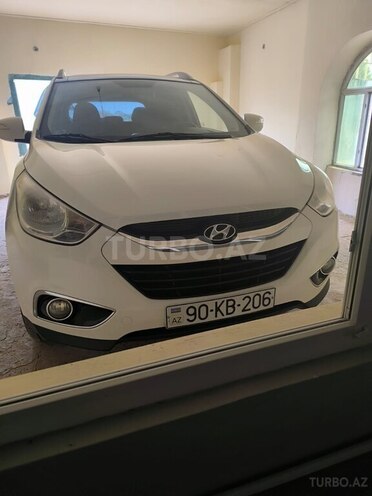 Hyundai ix35 2010, 170,000 km - 2.0 л - Salyan