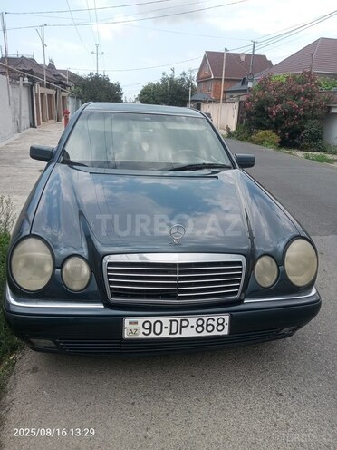 Mercedes E 230 1995, 300,000 km - 2.3 l - Xaçmaz
