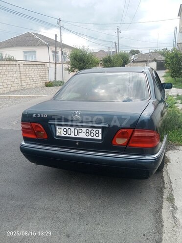 Mercedes E 230 1995, 300,000 km - 2.3 l - Xaçmaz