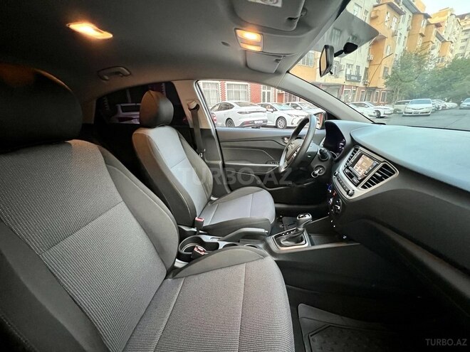 Hyundai Accent 2019, 70,000 km - 1.6 l - Bakı