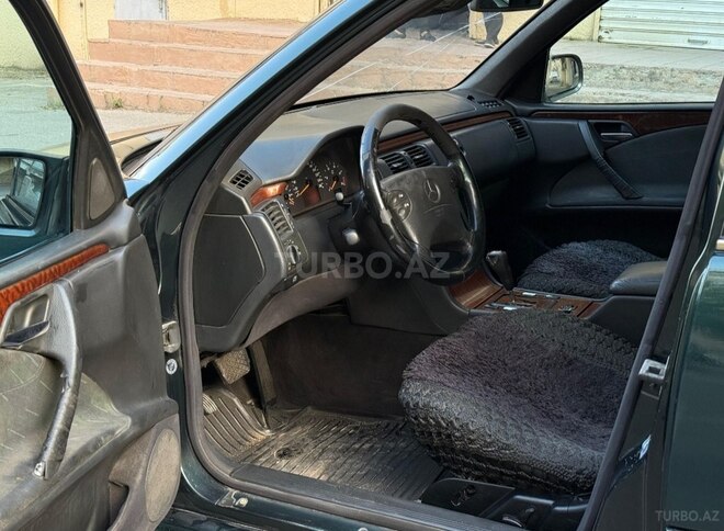 Mercedes E 270 2000, 399,546 km - 2.7 l - Bakı