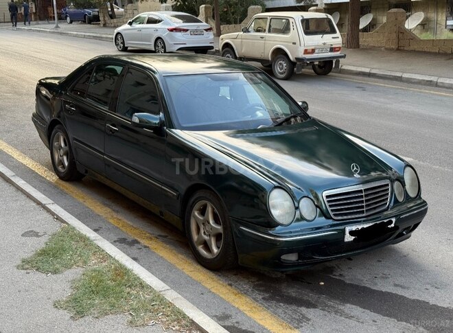 Mercedes E 270 2000, 399,546 km - 2.7 l - Bakı