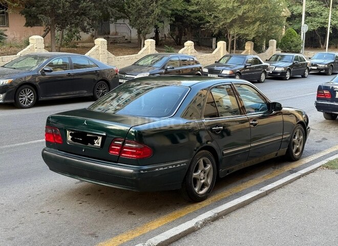 Mercedes E 270 2000, 399,546 km - 2.7 l - Bakı