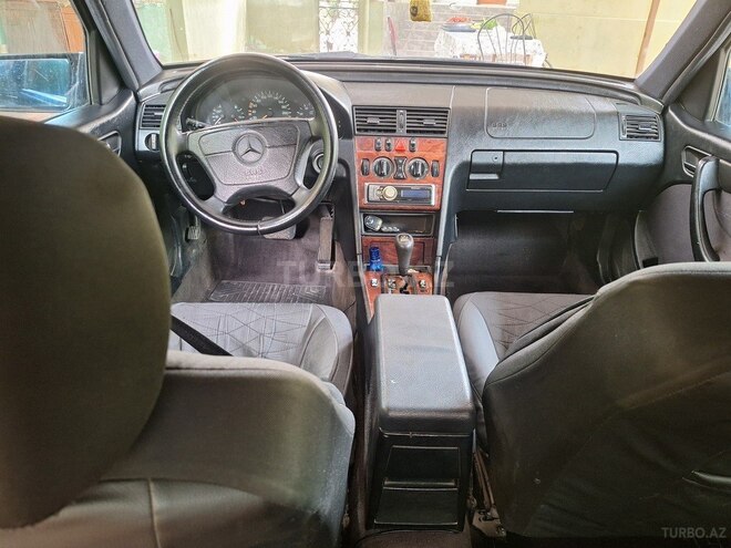 Mercedes C 180 1998, 390,000 km - 1.8 l - Qazax