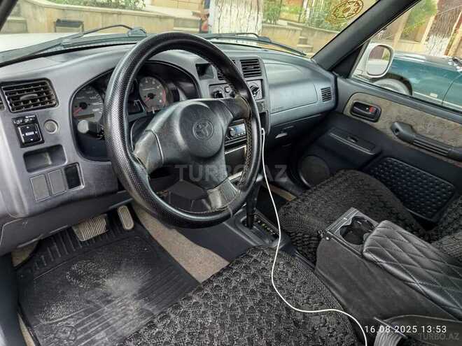 Toyota RAV4 1999, 286,000 km - 2.0 l - Quba